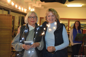 Die Lichterfest-Organisatorinnen: Ursula Goldschmidt-Karcisky und Loretta Lorenz.