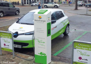 Eine-neue-Tankstelle-in-der-Wiehre