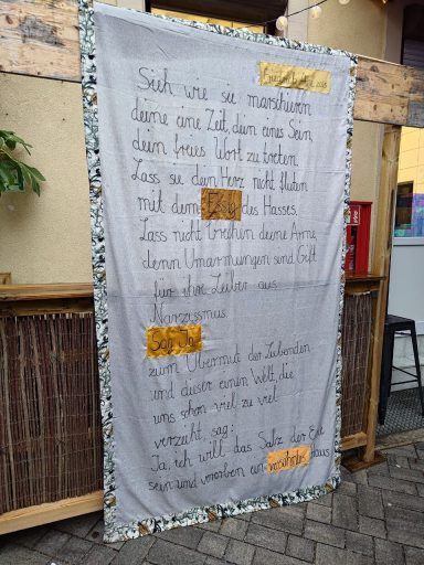 No. 33: Gedicht F. ANi Breite: 1,40m Länge: 2,40m